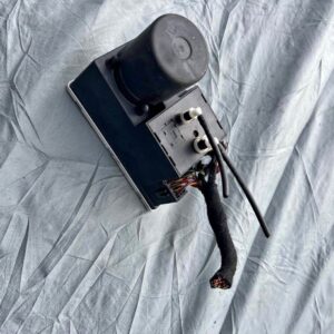 Audi B5 S4 CENTRAL LOCKING VACCUM PUMP