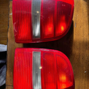 96-01 Audi B5 S4/A4 Avant tail lights